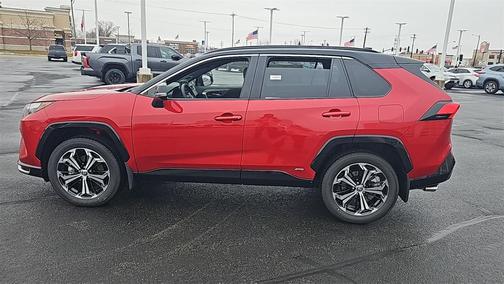 2025 Toyota RAV4 Hybrid SE