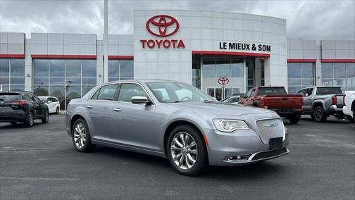 2017 Chrysler 300C Base