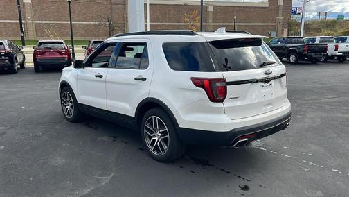 2017 Ford Explorer sport