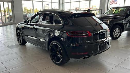 2018 Porsche Macan Turbo