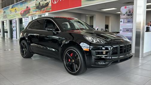 2018 Porsche Macan Turbo