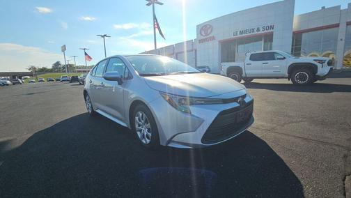 Classic Silver Metallic 2025 Toyota Corolla LE