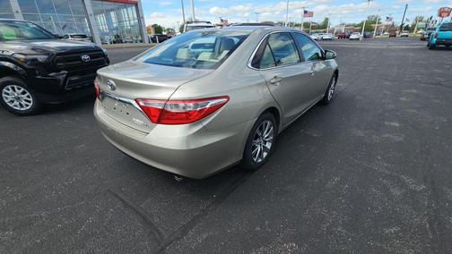 Creme Brulee 2015 Toyota Camry XLE