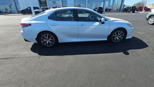 Wind Chill Prl 2023 Toyota Camry Hybrid XLE