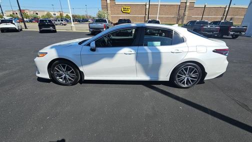 Wind Chill Prl 2023 Toyota Camry Hybrid XLE