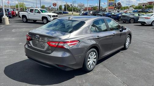 2019 Toyota Camry Hybrid LE
