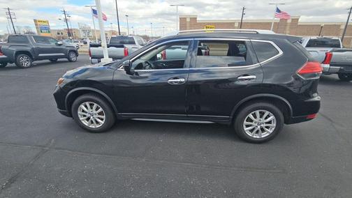 Magnetic Black 2017 Nissan Rogue SV