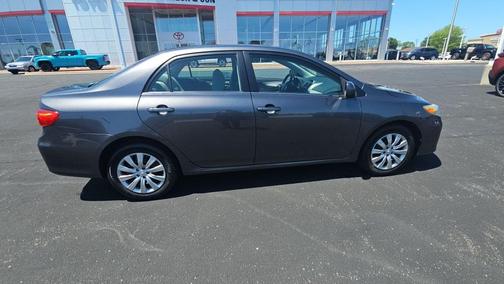 Magnetic Gray Metallic 2013 Toyota Corolla LE