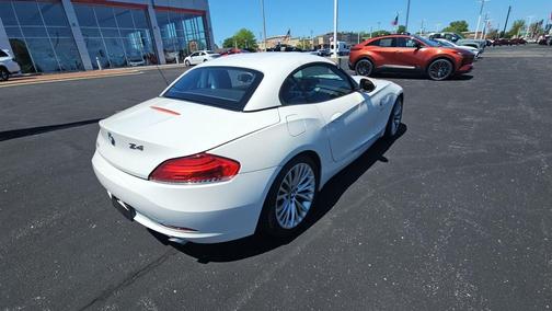 Alpine White 2012 BMW Z4 sDrive35i