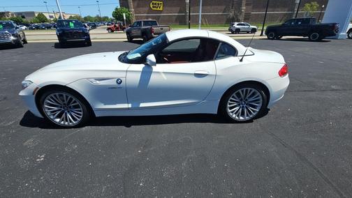Alpine White 2012 BMW Z4 sDrive35i