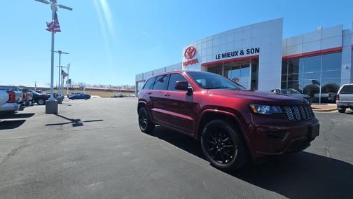 2020 Jeep Grand Cherokee Altitude