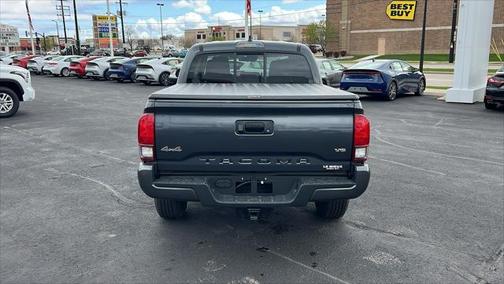 2022 Toyota Tacoma SR