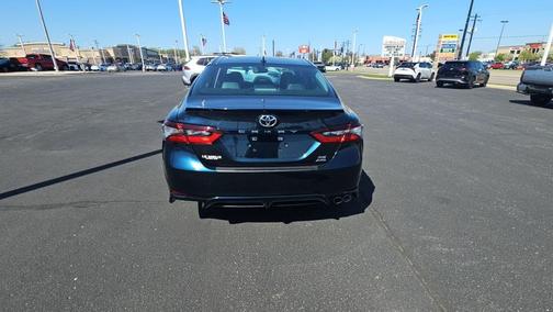 Galactic Aqua Mica 2021 Toyota Camry SE