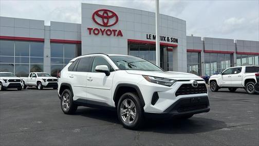 2022 Toyota RAV4 XLE
