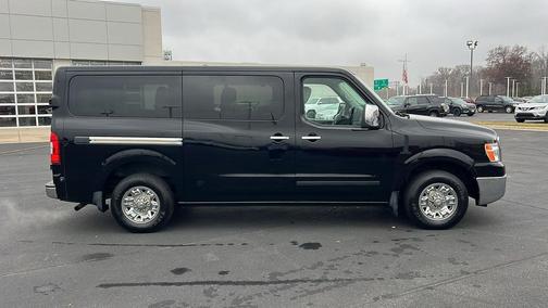 2017 Nissan NV Passenger NV3500 HD SL V8