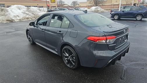 2026 Toyota Corolla Hybrid SE