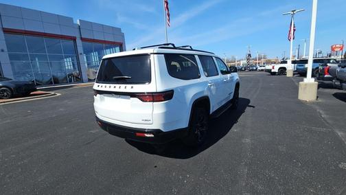 Bright White Clearcoat 2023 Jeep Wagoneer Series II Carbide 4x4