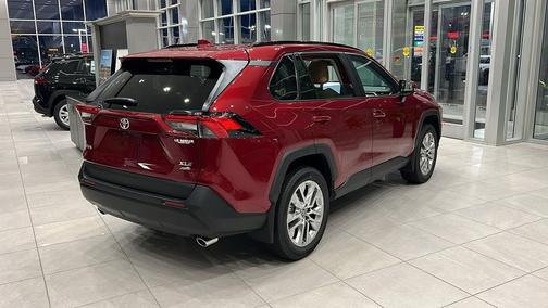 2025 Toyota RAV4 XLE Premium