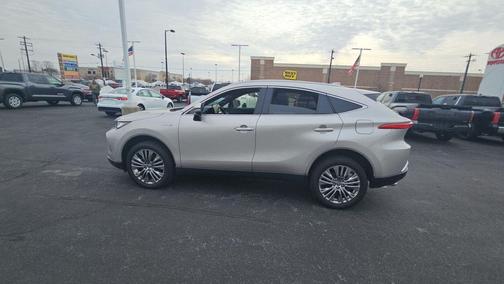 Titanium Glow 2021 Toyota Venza Limited