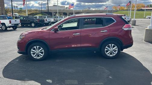 2016 Nissan Rogue SV