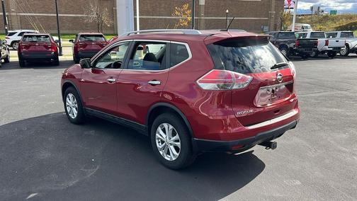 2016 Nissan Rogue SV