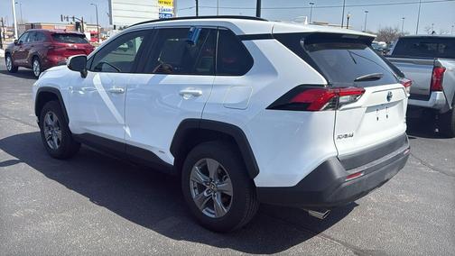 White 2022 Toyota RAV4 Hybrid XLE
