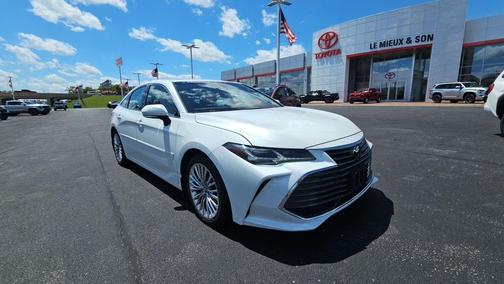 Wind Chill Pearl 2020 Toyota Avalon Limited