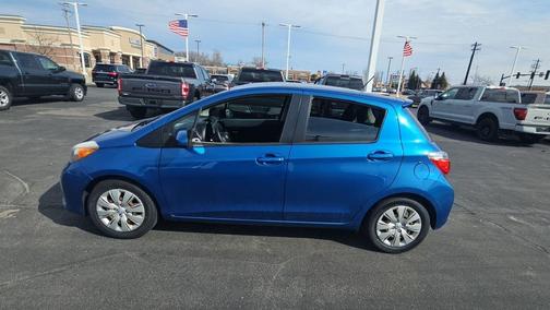 2012 Toyota Yaris LE