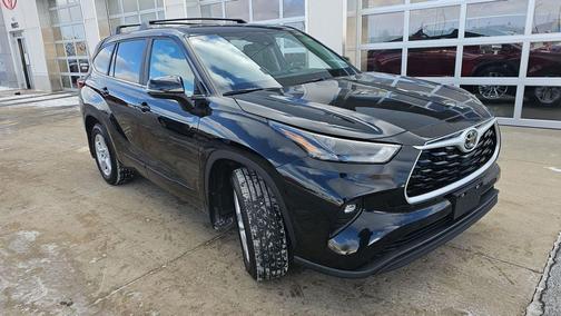 2023 Toyota Highlander LE