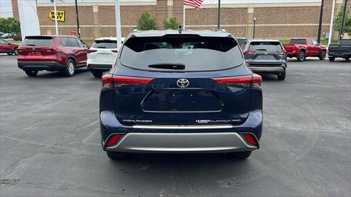 2022 Toyota Highlander Platinum