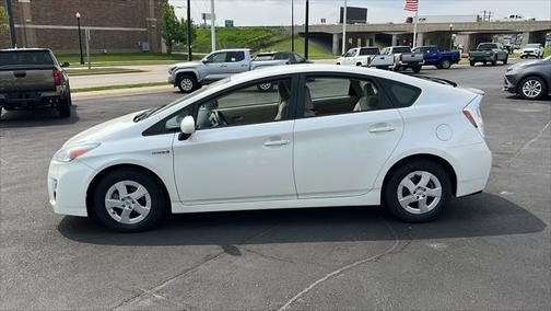 2010 Toyota Prius III