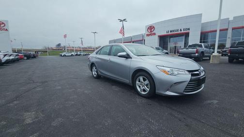 Celestial Silver Metallic 2017 Toyota Camry LE