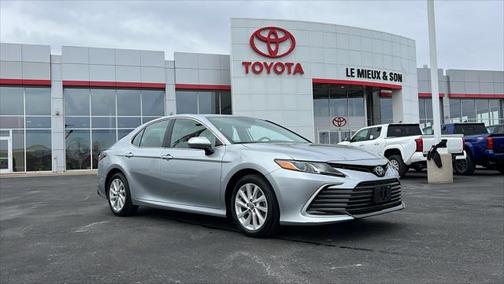 2022 Toyota Camry LE