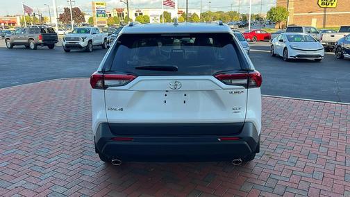 2025 Toyota RAV4 XLE Premium