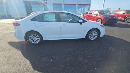 Ice 2026 Toyota Corolla LE