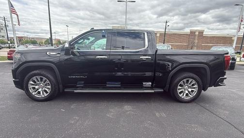 Onyx Black 2023 GMC Sierra 1500 Denali