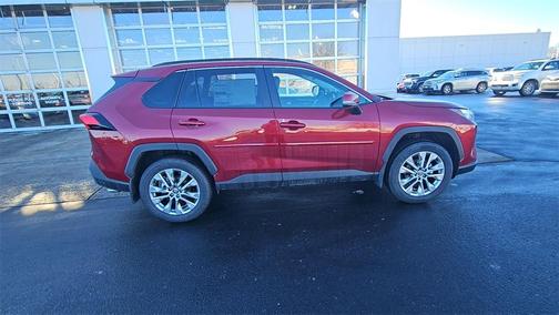 2025 Toyota RAV4 XLE Premium