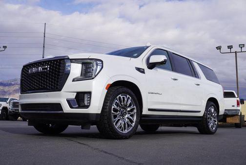 2023 GMC Yukon XL Denali Ultimate