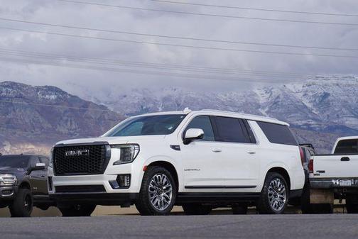 2023 GMC Yukon XL Denali Ultimate