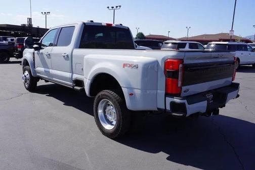 2025 Ford F-450 Platinum