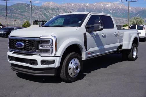 2025 Ford F-450 Platinum