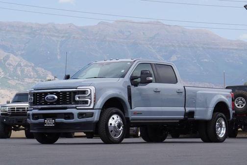 2025 Ford F-450 Platinum