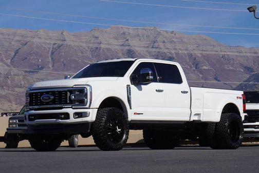 2024 Ford F-450 Platinum