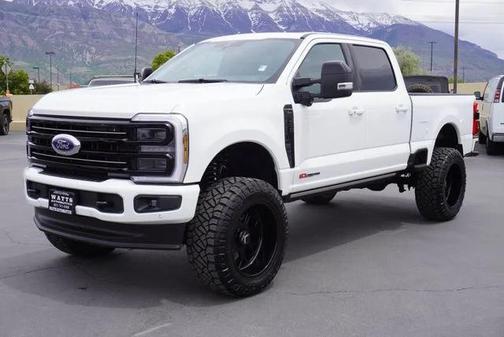 2025 Ford F-350 Platinum