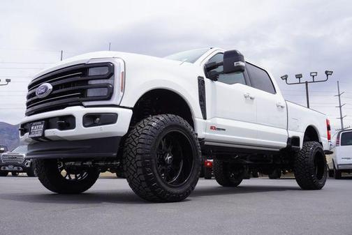 2025 Ford F-350 Platinum