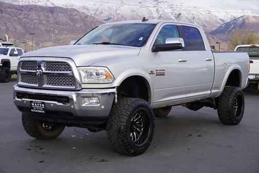 2018 RAM 2500 Laramie Crew Cab 4x4 6'4' Box