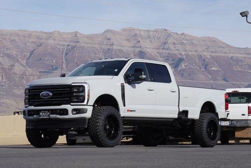 2025 Ford F-350 Platinum