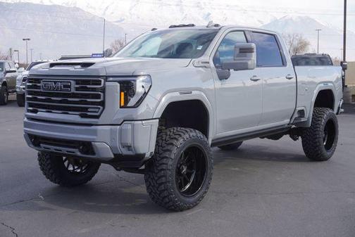 2025 GMC Sierra 3500 AT4