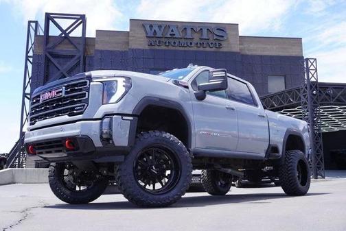2024 GMC Sierra 2500 AT4