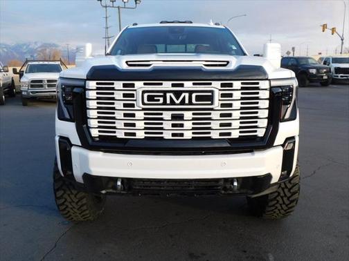 2025 GMC Sierra 3500 Denali